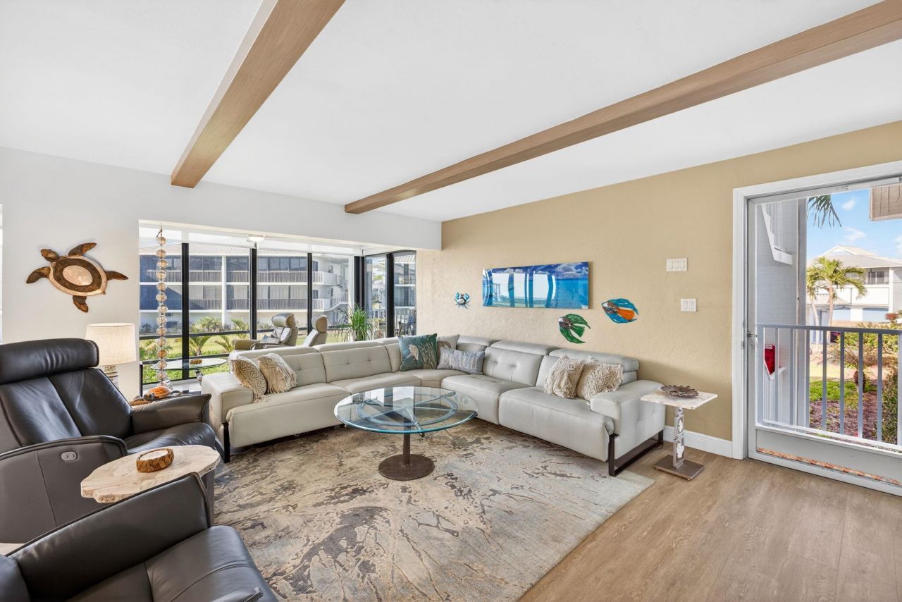 1341 Middle Gulf Dr, Unit 2A, Sanibel, FL 33957 Photo