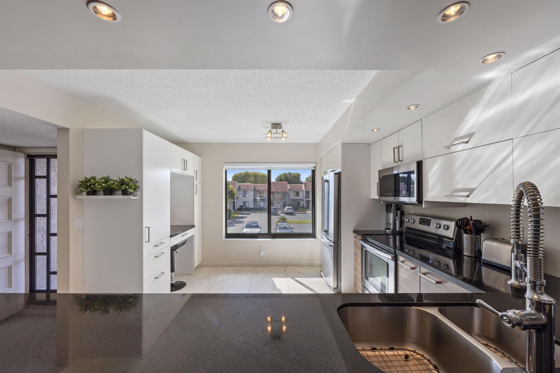 5659 Fairway Park Drive, Unit 203, Boynton Beach, FL 33437 Photo