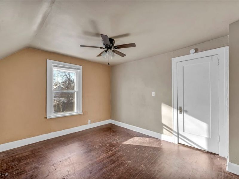 14410 Darwin Avenue, Cleveland, OH 44110 Photo 18
