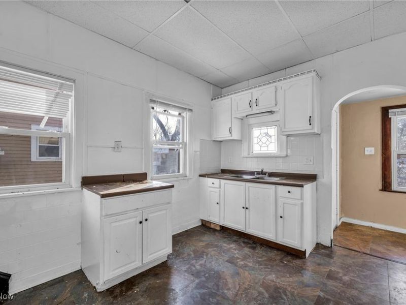 14410 Darwin Avenue, Cleveland, OH 44110 Photo 21