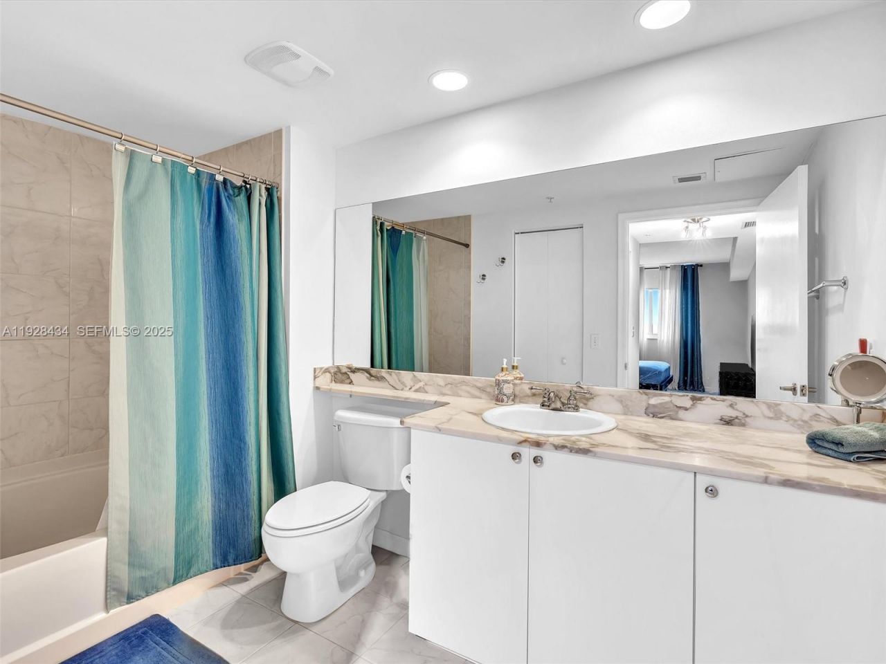 18800 NE 29th Ave, Unit 822, Aventura, FL 33180 Photo