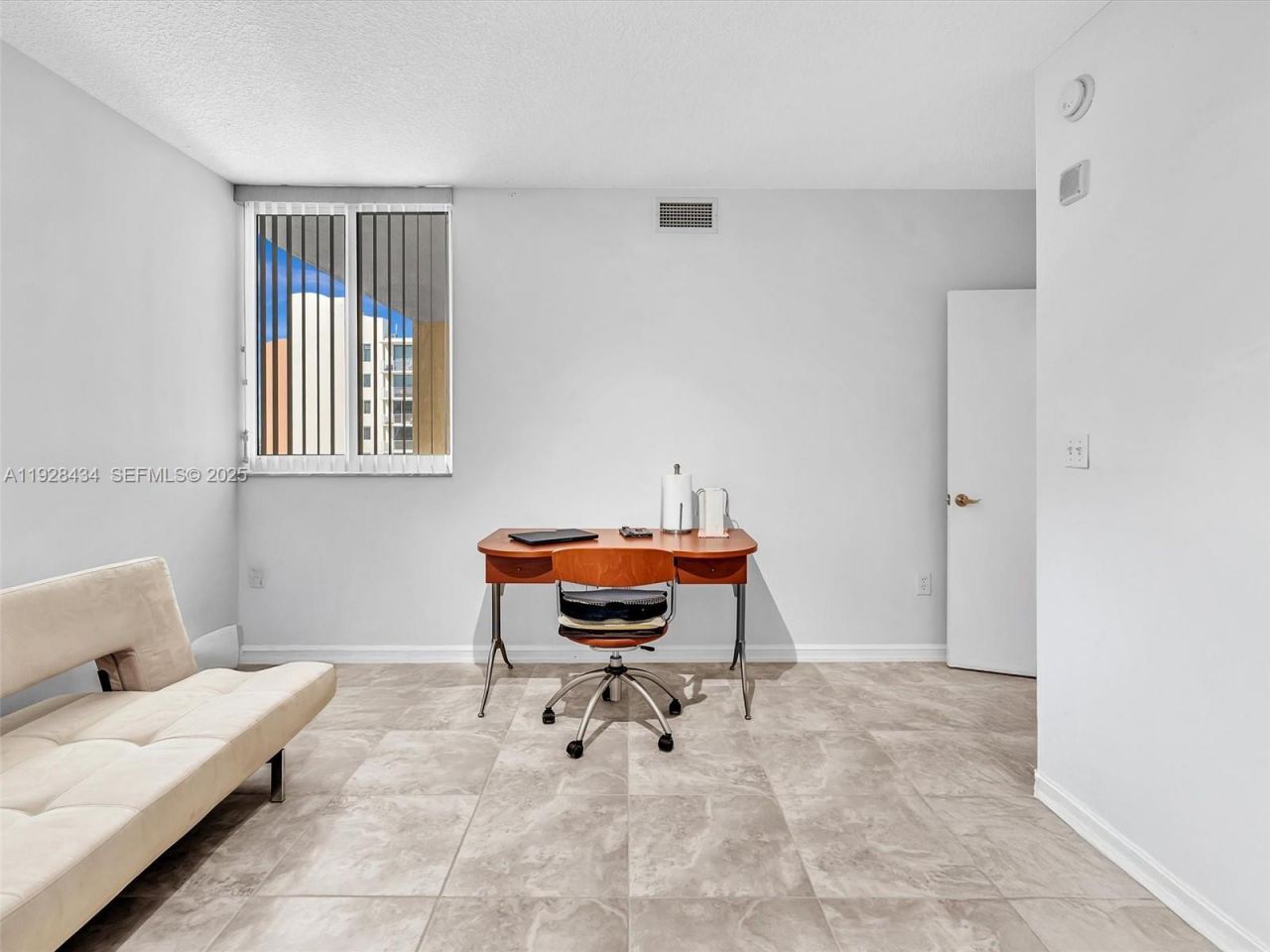 18800 NE 29th Ave, Unit 822, Aventura, FL 33180 Photo