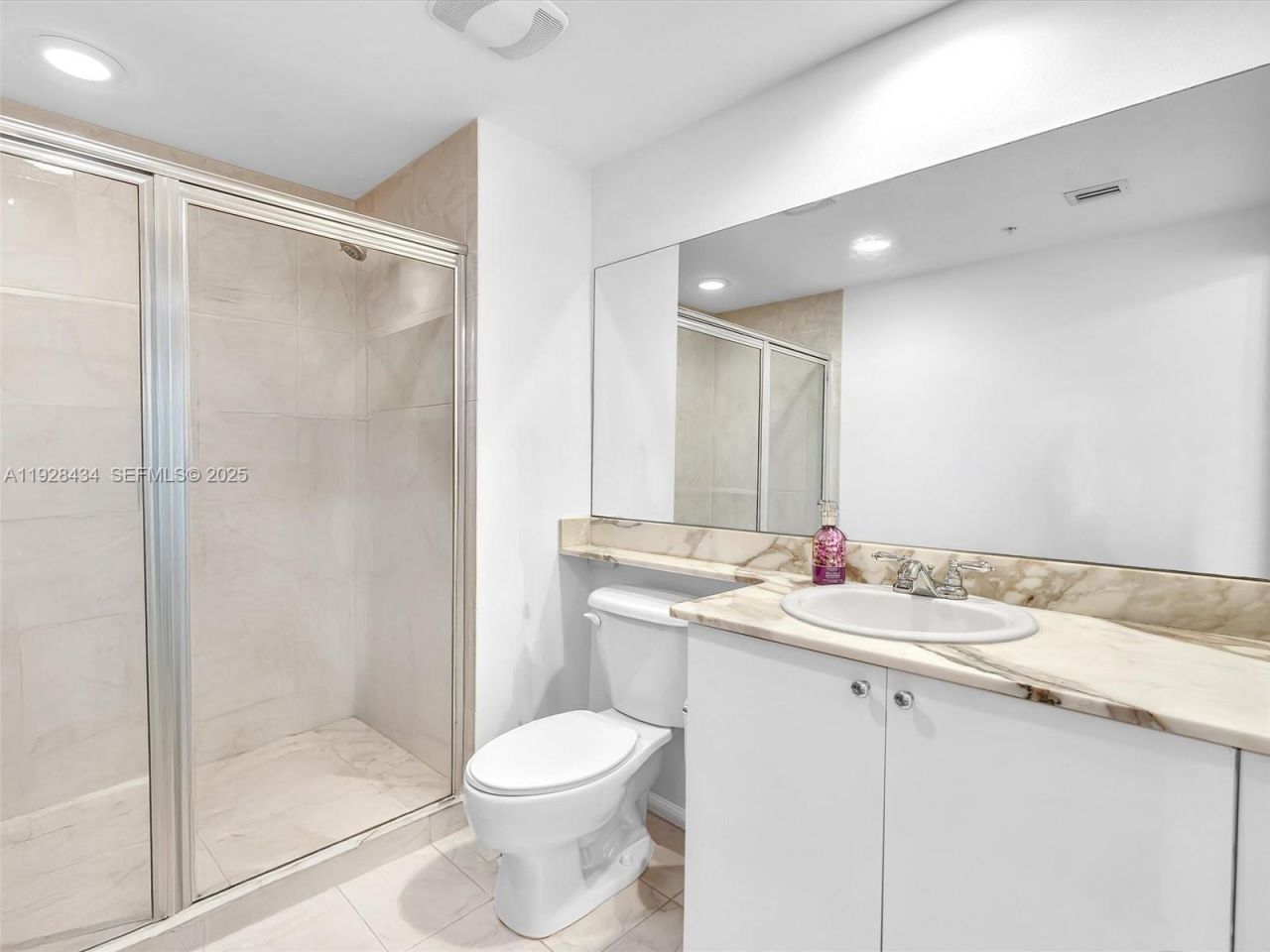 18800 NE 29th Ave, Unit 822, Aventura, FL 33180 Photo