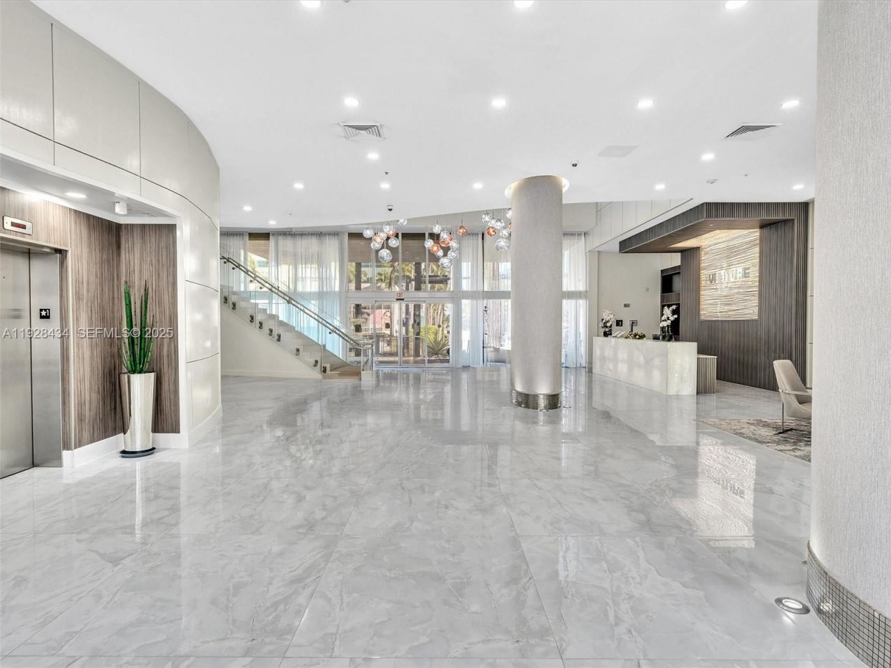 18800 NE 29th Ave, Unit 822, Aventura, FL 33180 Photo