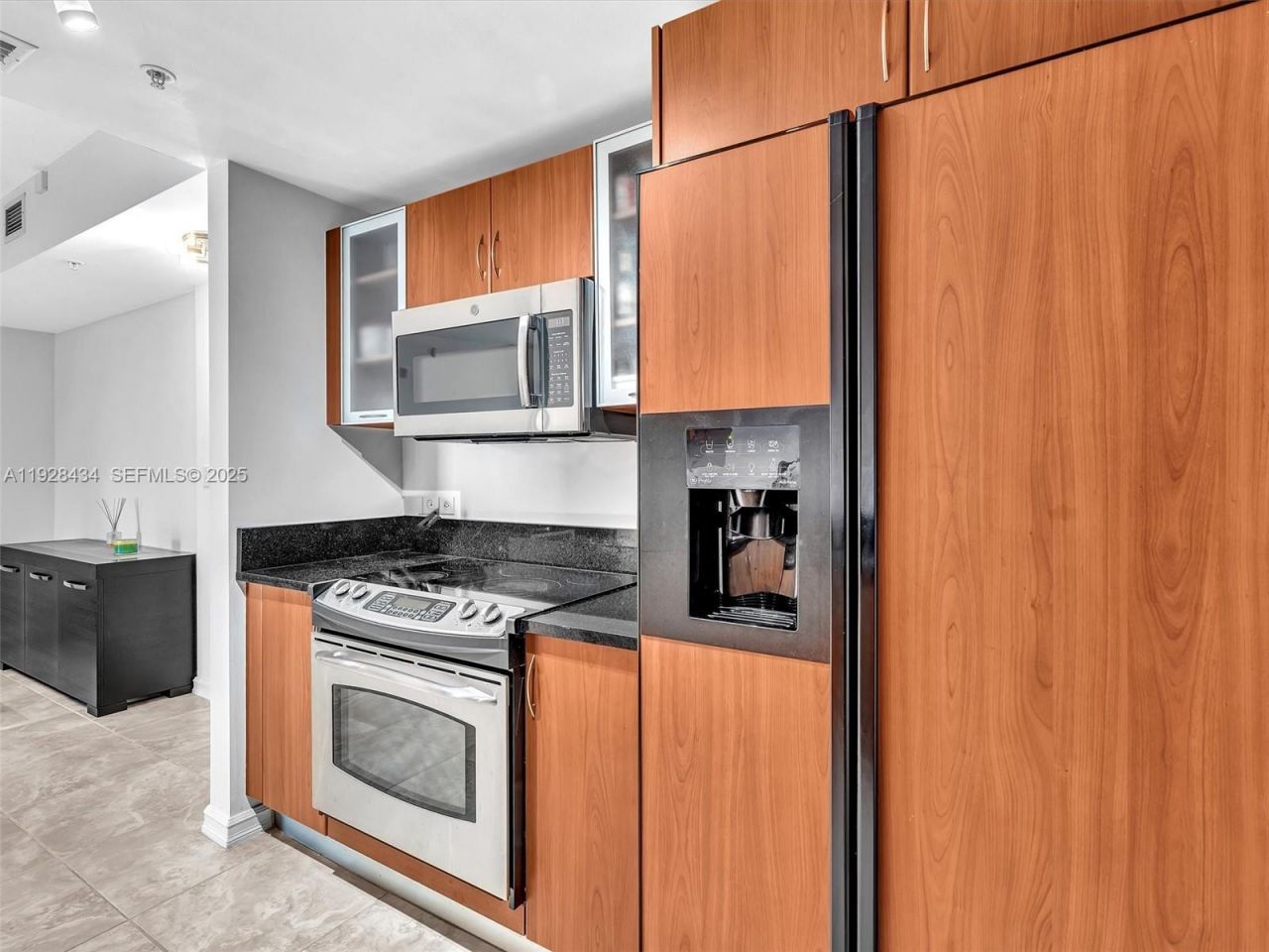 18800 NE 29th Ave, Unit 822, Aventura, FL 33180 Photo