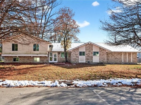 978 Marycrest Lane, Dayton, OH 45429