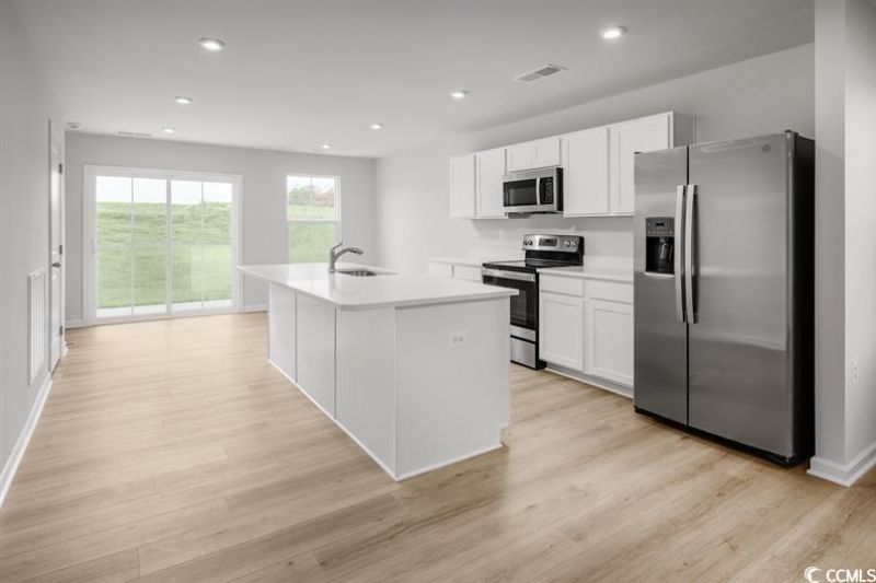 1087 Oak Meadow Dr. Photo 4