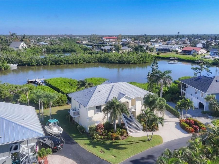 Property Image 6
