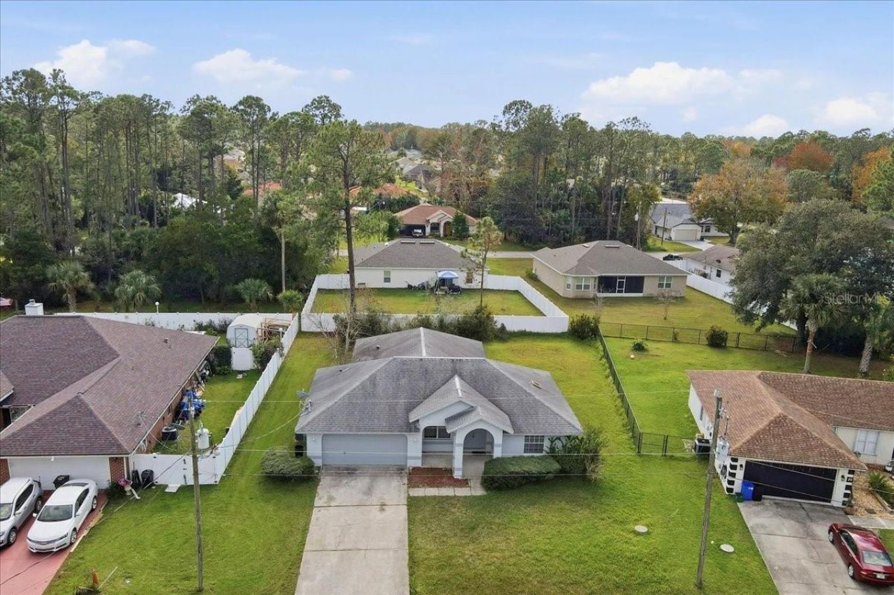 22 Pinelynn Lane, Palm Coast, FL 32164 Main Photo