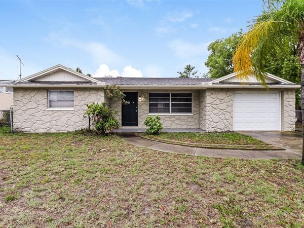 7004 MAYFIELD DRIVE, PORT RICHEY, FL 34668