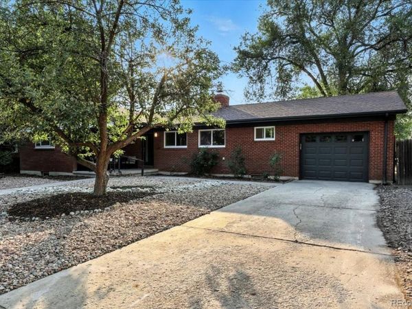 3114 Templeton Gap Road, Colorado Springs, CO 80907