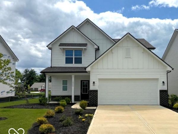 10909 Helmcrest Drive, Indianapolis, IN 46239