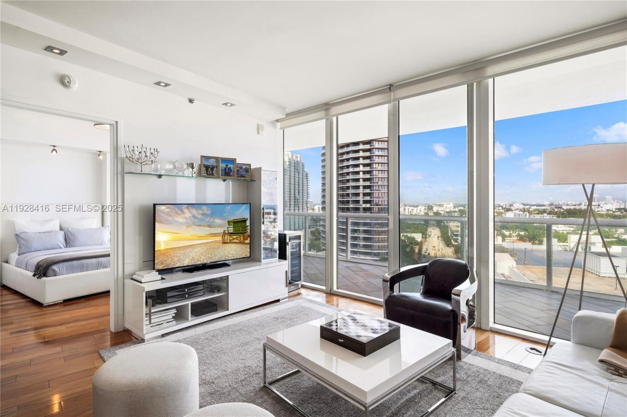 450 Alton Rd, Unit 1610, Miami Beach, FL 33139 Photo