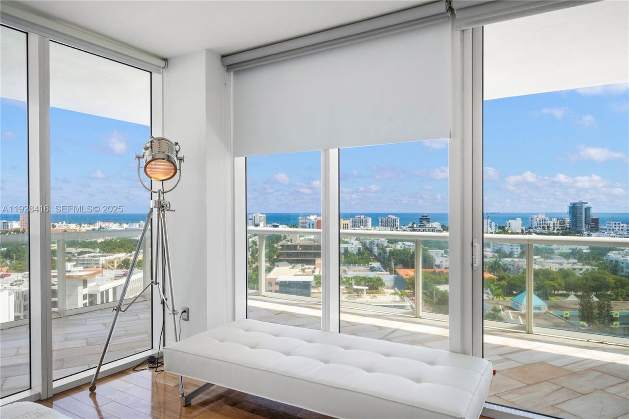 450 Alton Rd, Unit 1610, Miami Beach, FL 33139 Photo