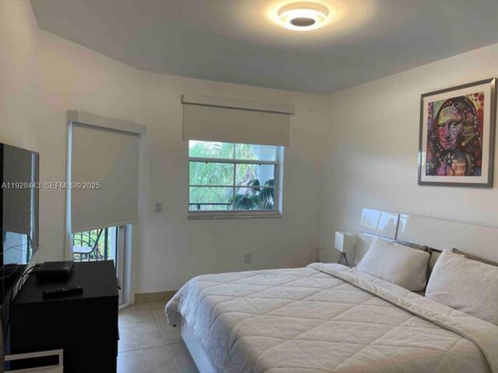 3205 NE 184th St, Unit 9302, Aventura, FL 33160 Photo