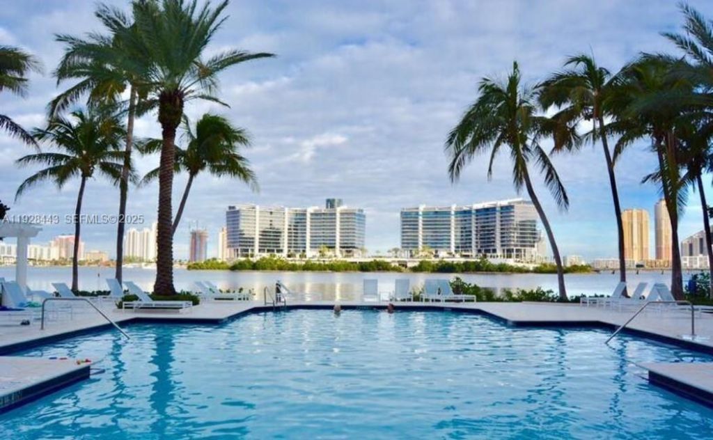 3205 NE 184th St, Unit 9302, Aventura, FL 33160 Photo