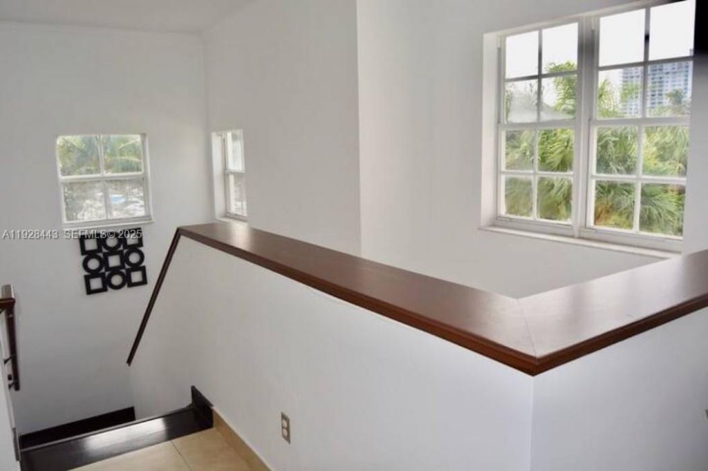 3205 NE 184th St, Unit 9302, Aventura, FL 33160 Photo