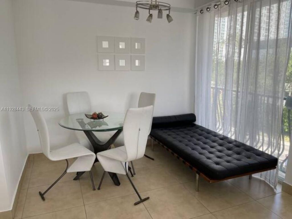 3205 NE 184th St, Unit 9302, Aventura, FL 33160 Photo