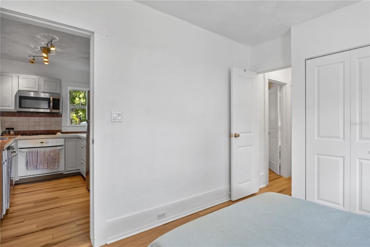 918 16th Street W, Bradenton, FL 34205 Photo