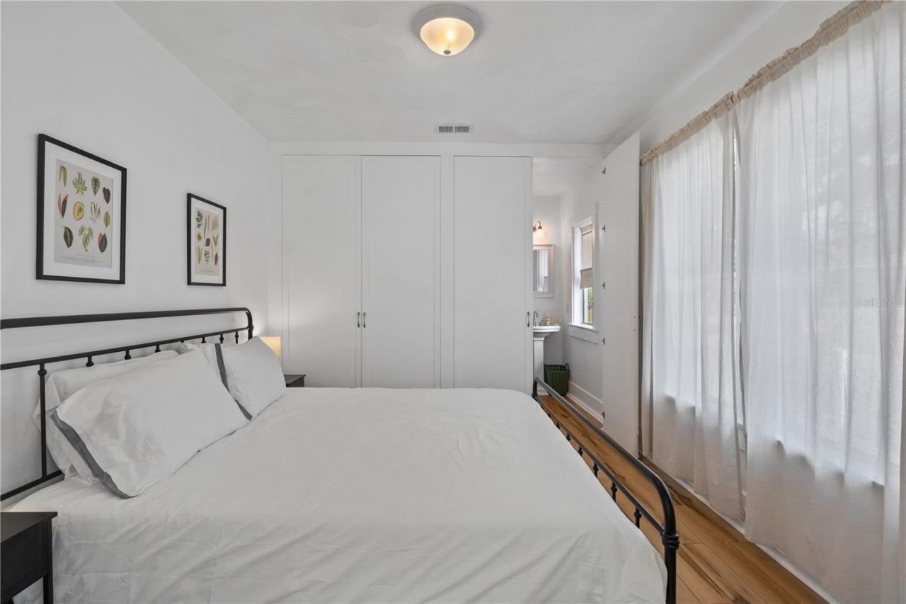 918 16th Street W, Bradenton, FL 34205 Photo