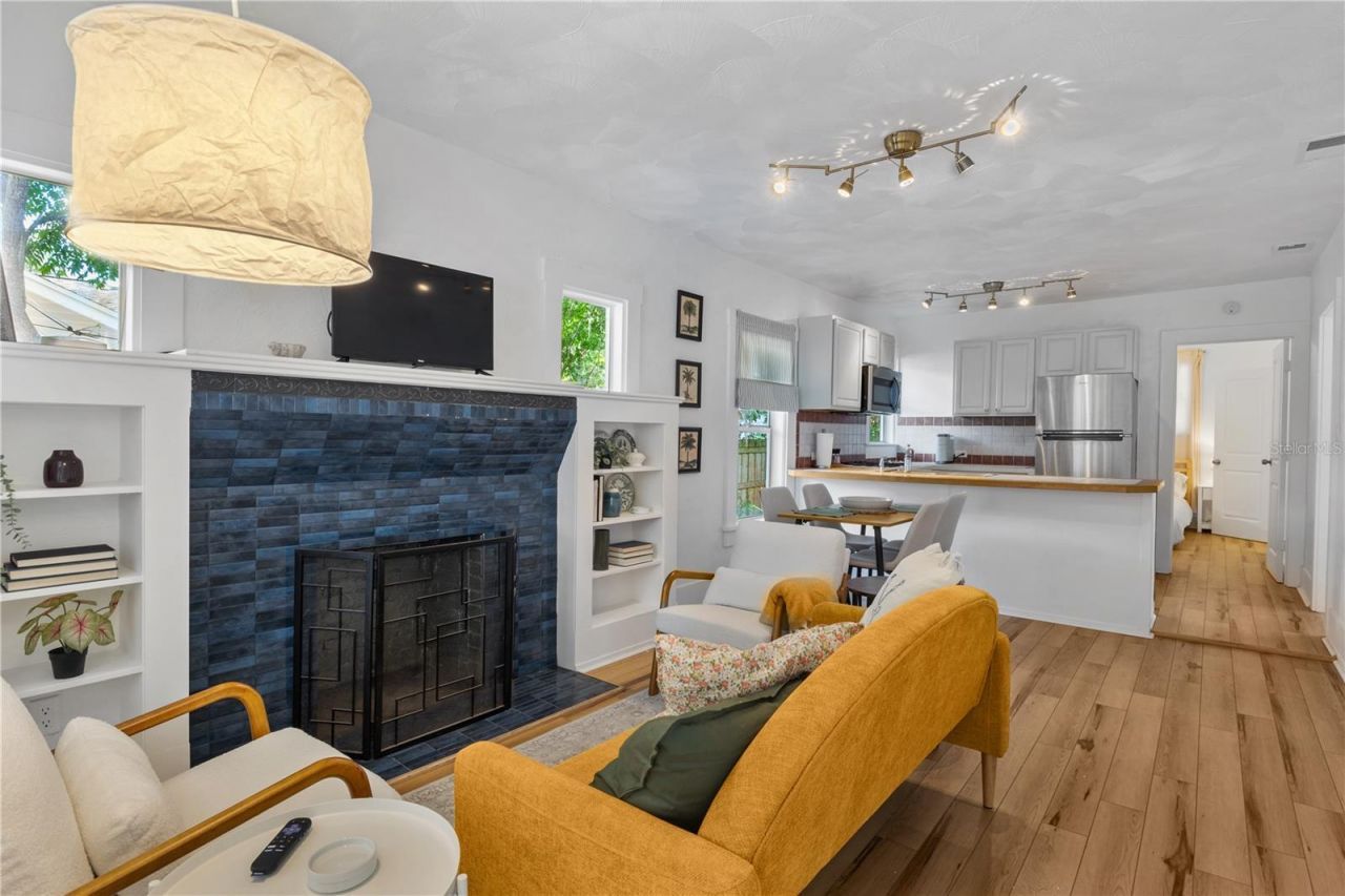 918 16th Street W, Bradenton, FL 34205 Photo