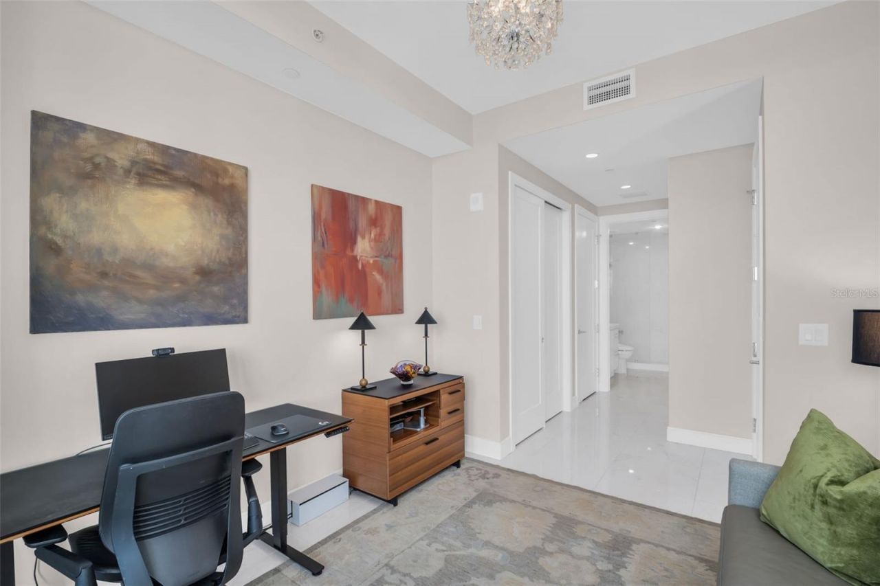 100 1st Avenue N, Unit 802, Saint Petersburg, FL 33701 Photo