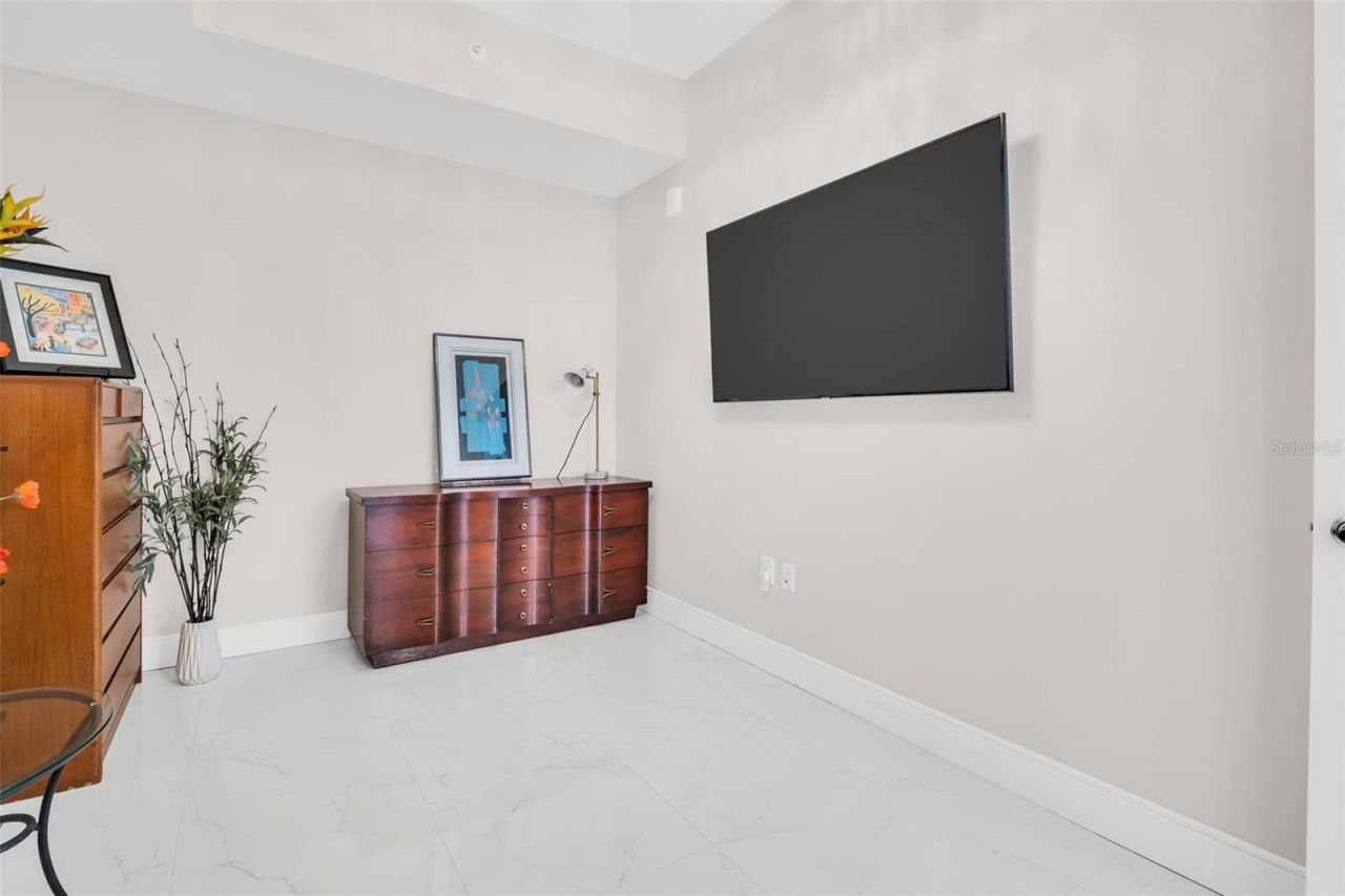 100 1st Avenue N, Unit 802, Saint Petersburg, FL 33701 Photo