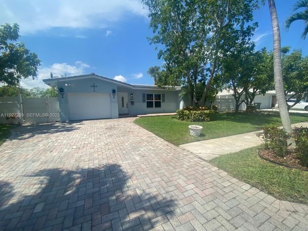 1641 NW 9th St, Boca Raton, FL 33486