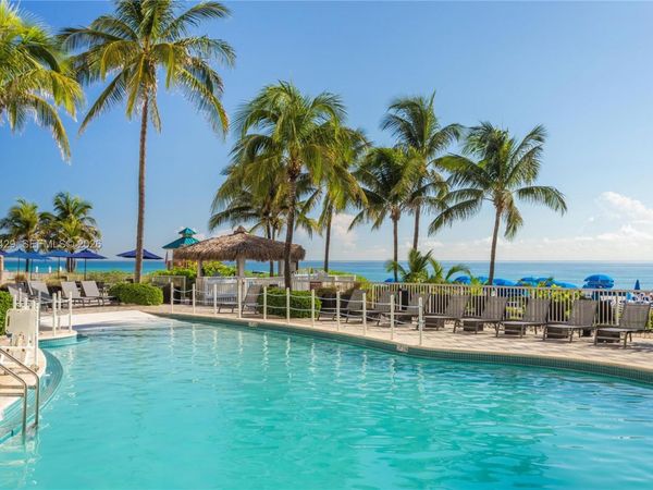 17375 Collins Ave, Unit 601, Sunny Isles Beach, FL 33160