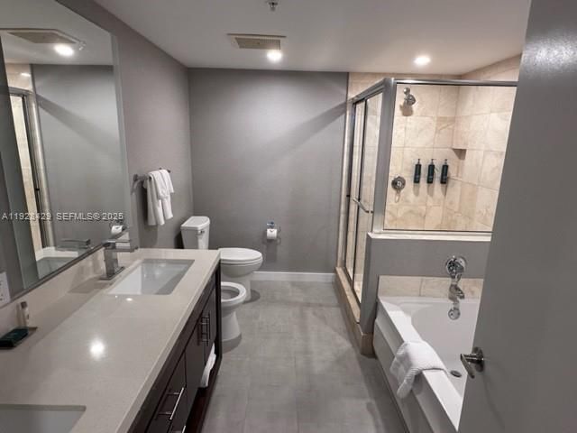 17375 Collins Ave, Unit 601, Sunny Isles Beach, FL 33160 Photo