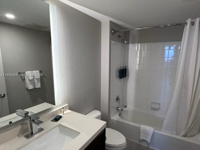 17375 Collins Ave, Unit 601, Sunny Isles Beach, FL 33160 Photo