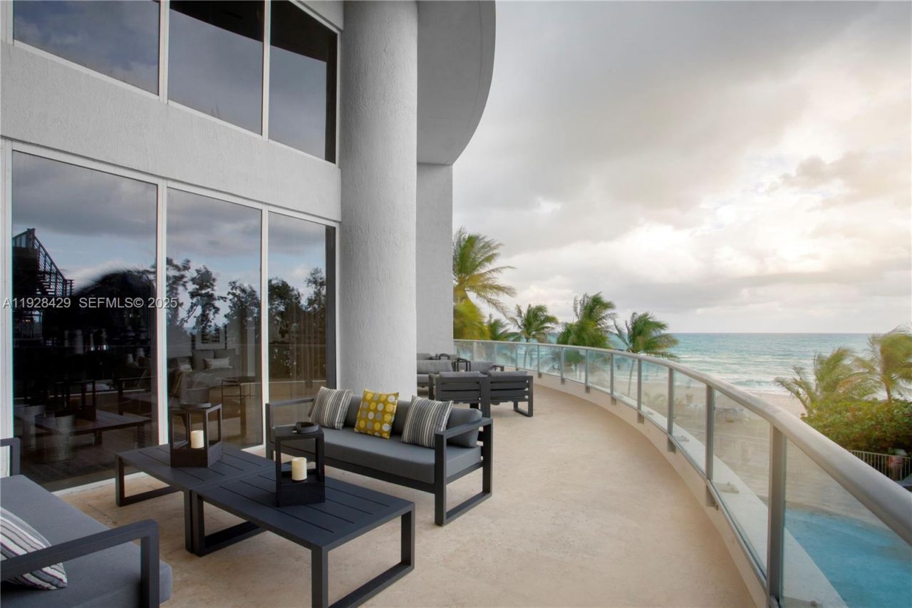 17375 Collins Ave, Unit 601, Sunny Isles Beach, FL 33160 Photo