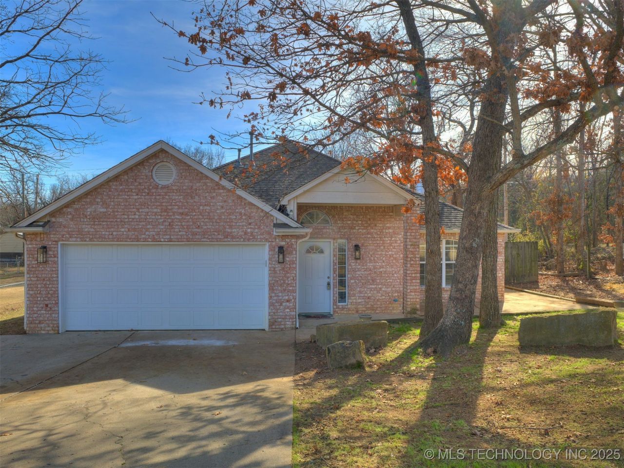 118 E 48th Street, Sand Springs, OK 74063 Main Photo