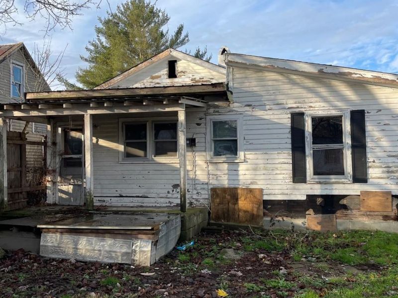 704 Broadway Street, Manchester, OH 45144 Photo 2