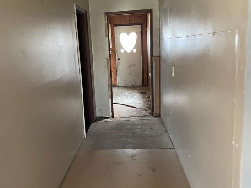 704 Broadway Street, Manchester, OH 45144 Photo 5