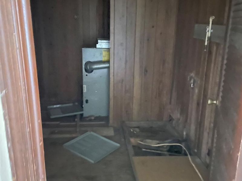 704 Broadway Street, Manchester, OH 45144 Photo 6