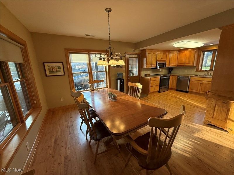 9201 N Shore Drive NE, Mineral City, OH 44656 Photo 11