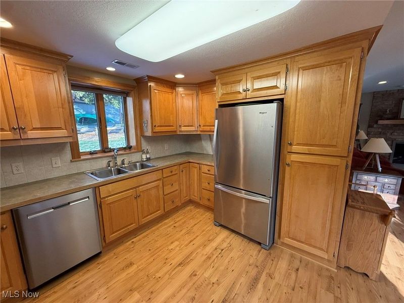 9201 N Shore Drive NE, Mineral City, OH 44656 Photo 9