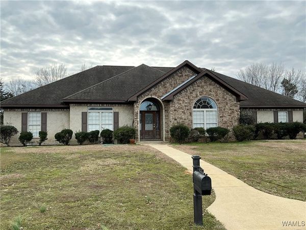 11742 MEADOWLAWN Drive, Tuscaloosa, AL 35405