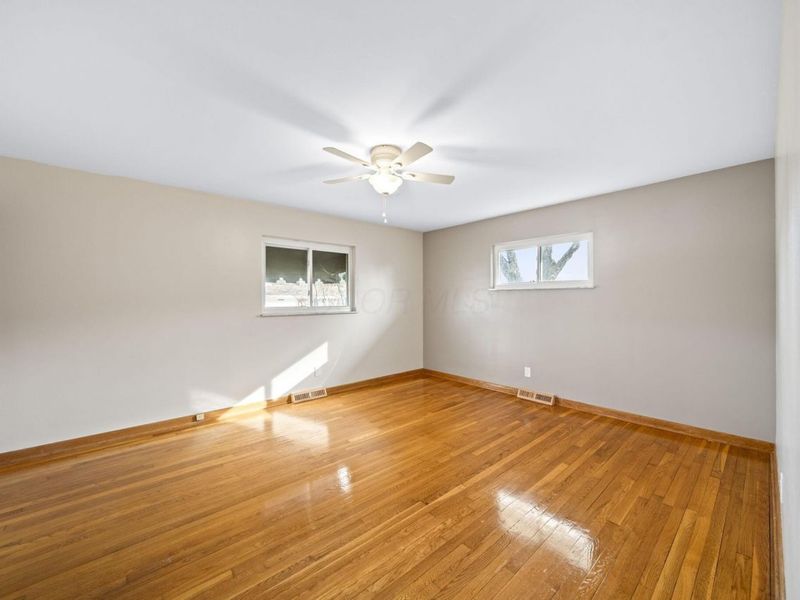 1585 Peace Place, Columbus, OH 43209 Photo 16