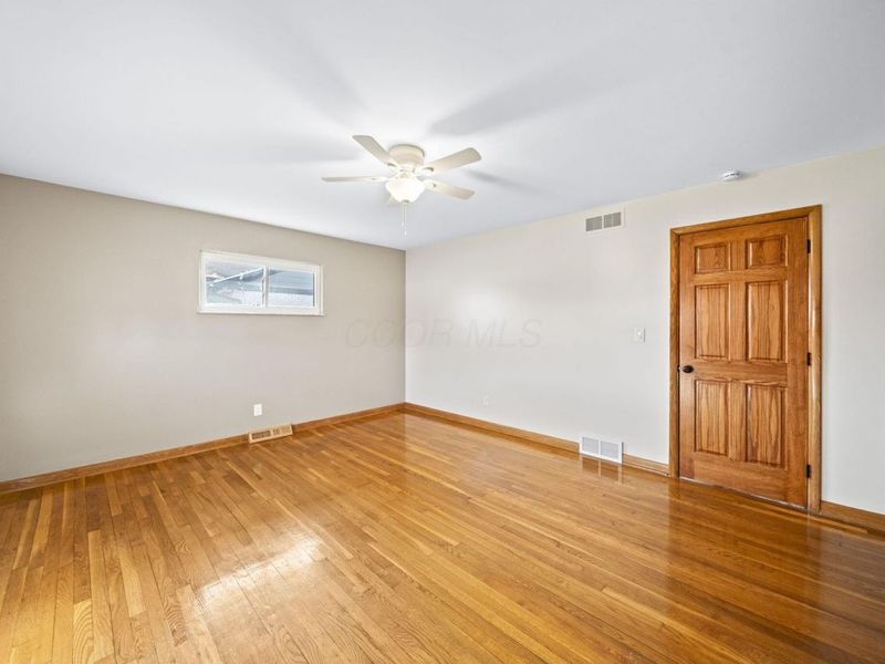 1585 Peace Place, Columbus, OH 43209 Photo 17