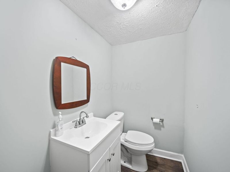 1585 Peace Place, Columbus, OH 43209 Photo 27