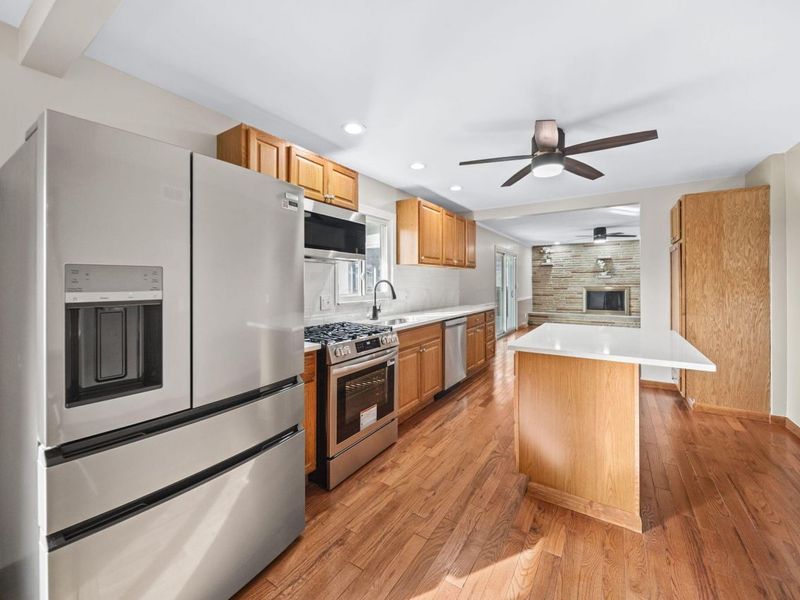 1585 Peace Place, Columbus, OH 43209 Photo 6