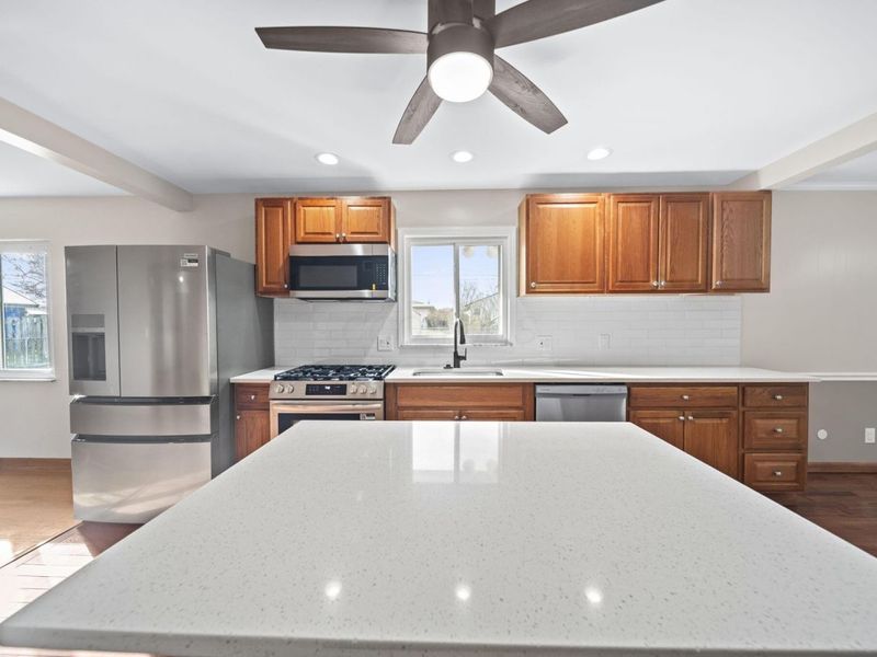 1585 Peace Place, Columbus, OH 43209 Photo 7