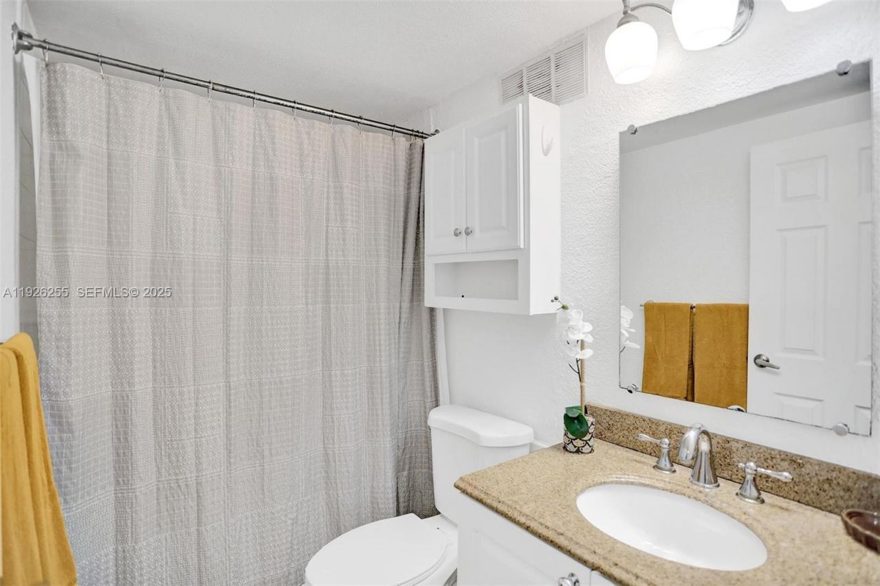 2501 S Ocean Dr, Unit 321, Hollywood, FL 33019 Photo