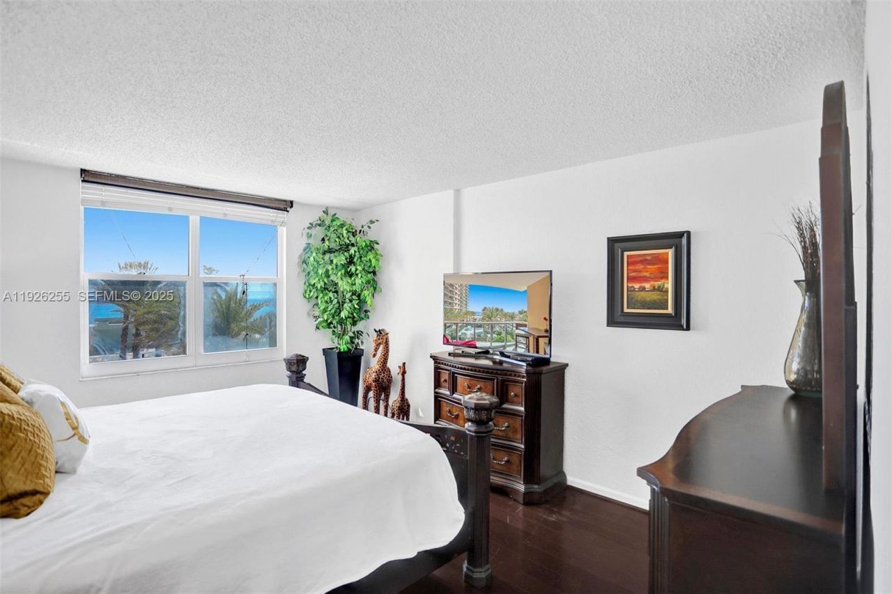 2501 S Ocean Dr, Unit 321, Hollywood, FL 33019 Photo