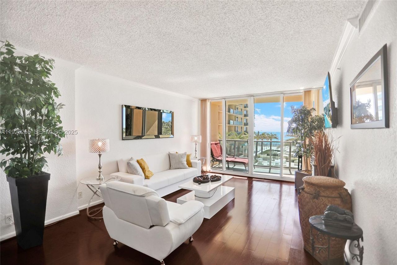 2501 S Ocean Dr, Unit 321, Hollywood, FL 33019 Photo