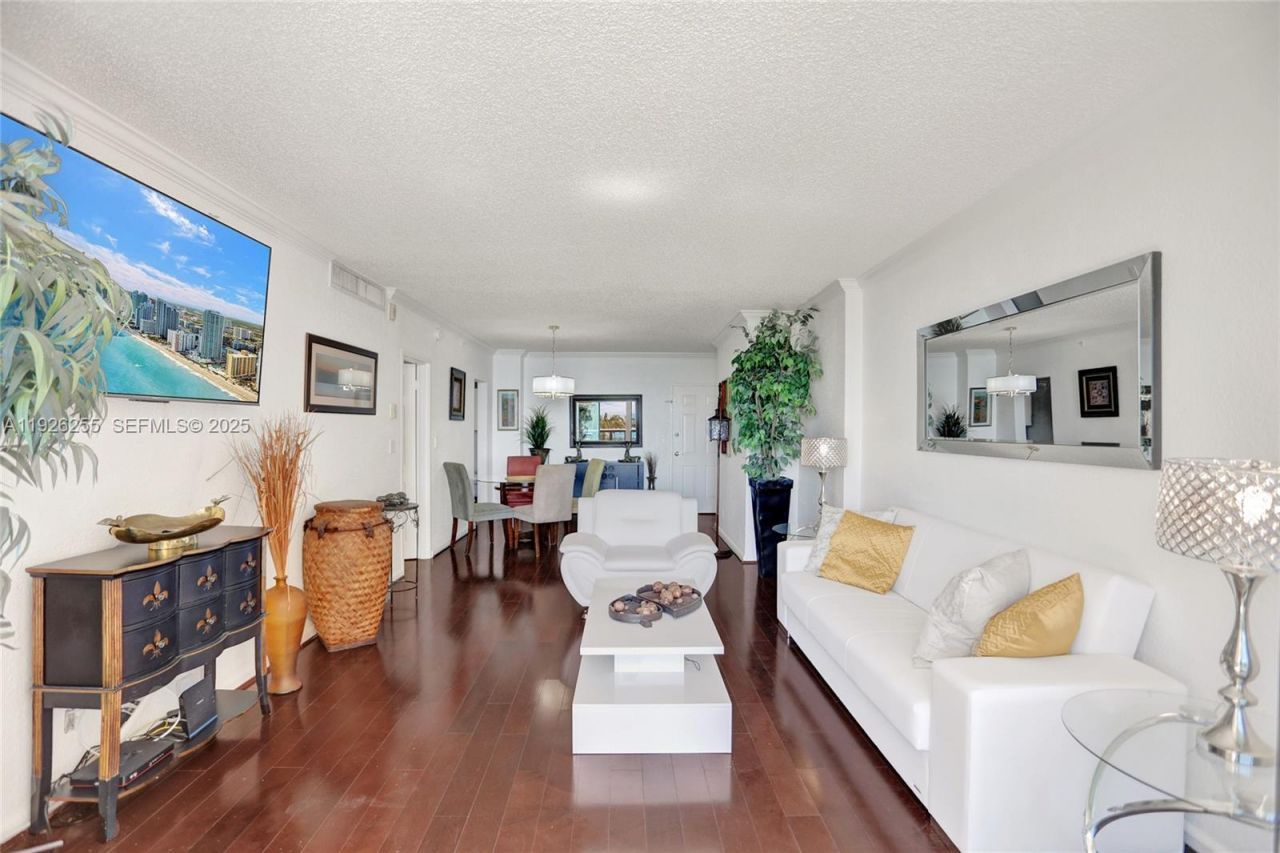 2501 S Ocean Dr, Unit 321, Hollywood, FL 33019 Photo