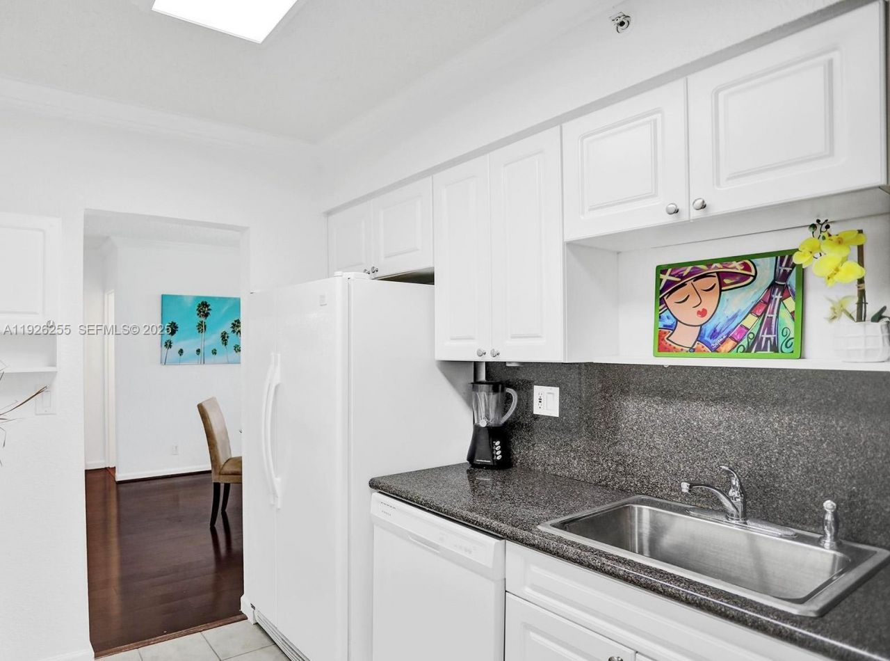 2501 S Ocean Dr, Unit 321, Hollywood, FL 33019 Photo