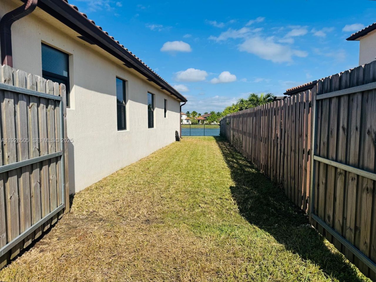 2491 SE 2nd St, Homestead, FL 33033 Photo